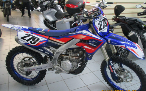 YAMAHA YZ250F