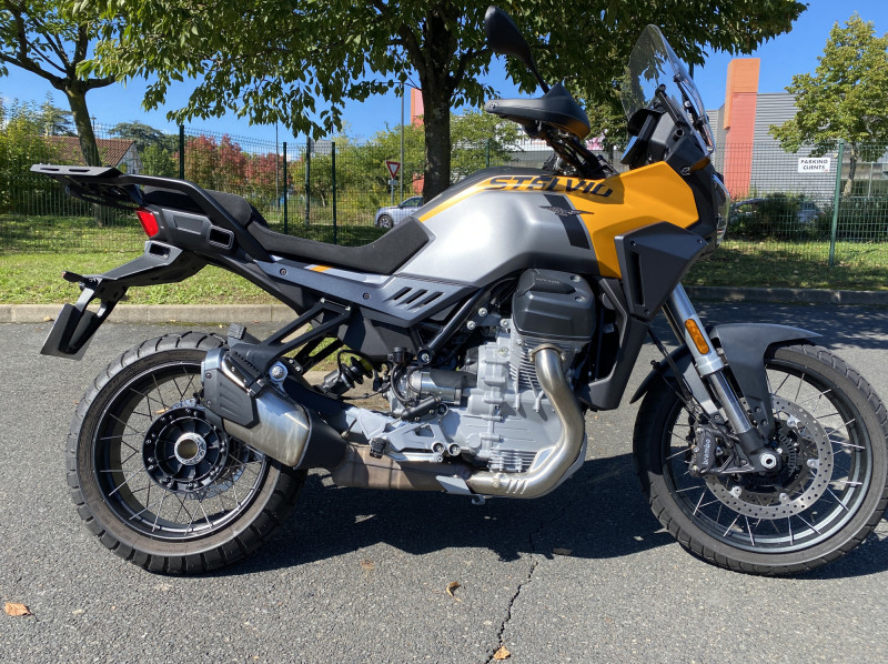 MOTO GUZZI STELVIO 