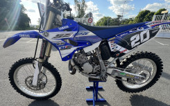 YAMAHA YZ125