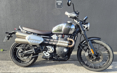 TRIUMPH SCRAMBLER 1200