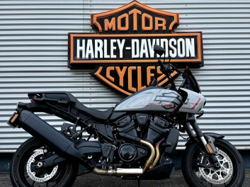 HARLEY-DAVIDSON ADVENTURE PAN AMERICA 1250 ST