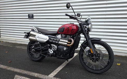 TRIUMPH SCRAMBLER 1200