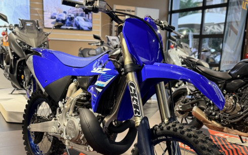 YAMAHA YZ250