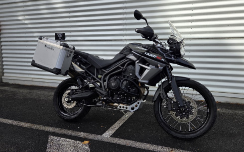 TRIUMPH TIGER 800 XCX