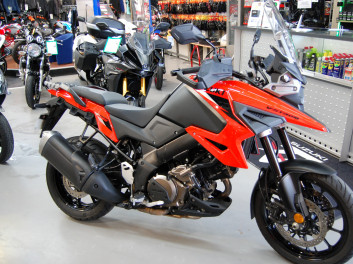 SUZUKI DL V-STROM 1050