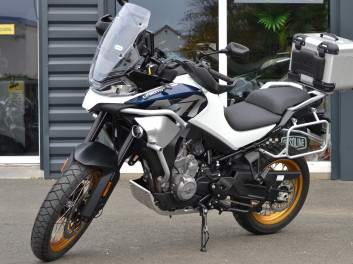 CFMoto MT 800 Explore – 2025 – 1 400 km – Moto de démonstration