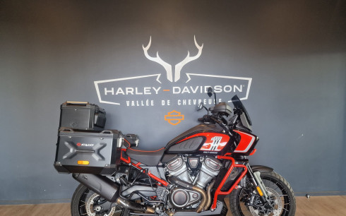 HARLEY-DAVIDSON ADVENTURE PAN AMERICA 1250 CVO