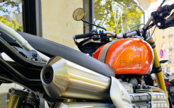 TRIUMPH SCRAMBLER 1200 XE