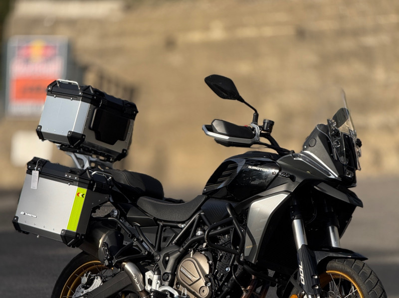 QJ MOTOR SRT 700 SX TOURING A2 