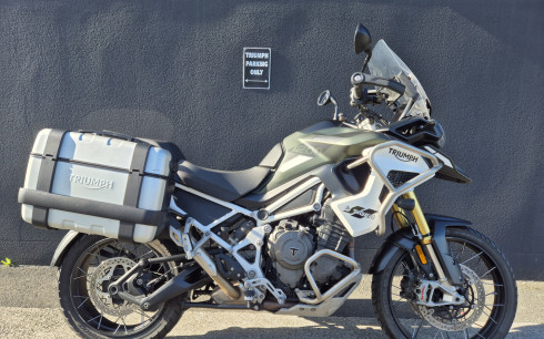 TRIUMPH TIGER 1200 RALLY PRO