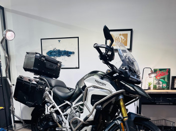 TRIUMPH TIGER 1200 RALLY EXPLORER