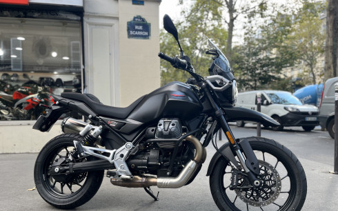 MOTO GUZZI V85 TT 850 STRADA - NOIR MAT - 1ER MAIN