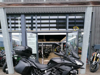 KAWASAKI VERSYS 650 GRAND TOURER / 139€ PAR MOIS / DSN MOTOS 47