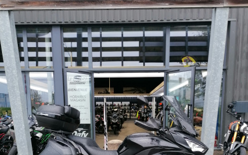 KAWASAKI VERSYS 650 GRAND TOURER / 139€ PAR MOIS / DSN MOTOS 47