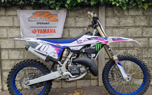 YAMAHA YZ125 MONSTER ENERGY