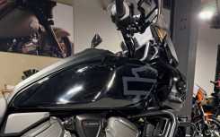 HARLEY-DAVIDSON ADVENTURE PAN AMERICA 1250