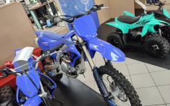 YAMAHA YZ450F 2024 Déstockage !!