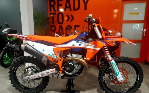 KTM 350 SX-F - 27 HEURES (136€/mois*)
