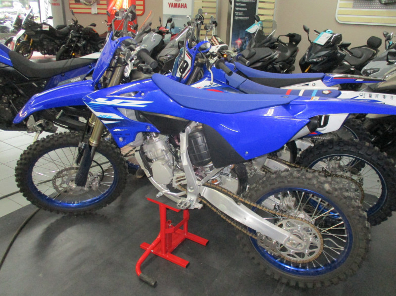 YAMAHA YZ 125