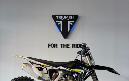 TRIUMPH TF 450-RC pour 180€/mois triumph Agen