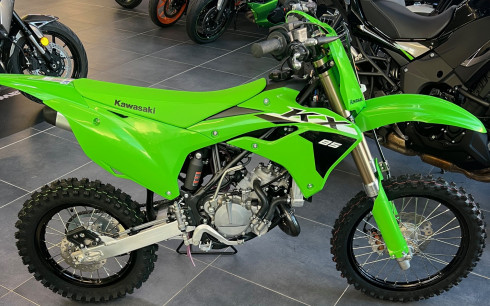KAWASAKI KX85 PETITES ROUES