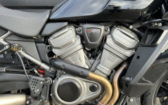 HARLEY-DAVIDSON ADVENTURE PAN AMERICA 1250