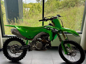 KAWASAKI KX 450