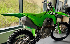 KAWASAKI KX 450