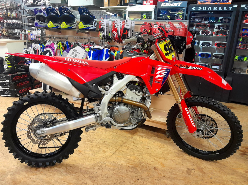 HONDA CRF 250 R (140 €/mois)*