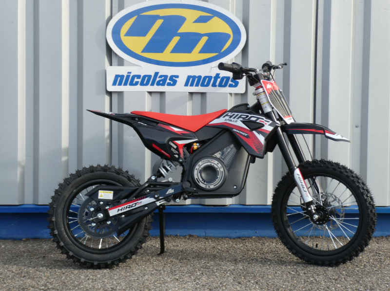 APOLLO MOTORS ROCKET