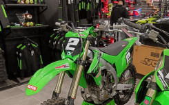 KAWASAKI KX250F CROSS
