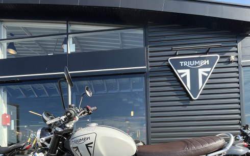 TRIUMPH SCRAMBLER 1200