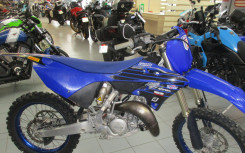 YAMAHA YZ 125