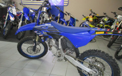 YAMAHA YZ 125
