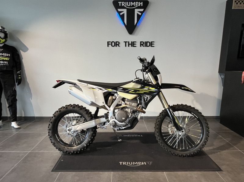 TRIUMPH TF 250 E ENDURO  POUR 187 €/MOIS CHEZ TRIUMPH AGEN 