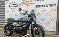 TRIUMPH STREET SCRAMBLER 900